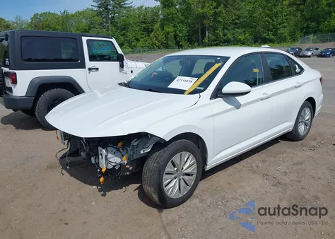 2019 Volkswagen Jetta 1.4T R-Line/1.4T S/1.4T Se z USA, uszkodzony, nr VIN 3VWC57BU7KM243356